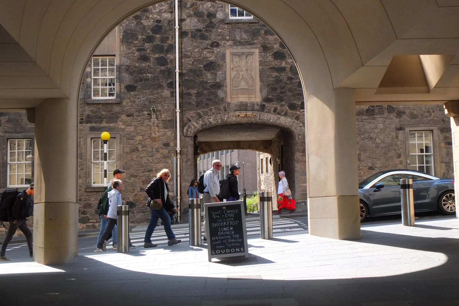 The Canongate street frontage descending east
